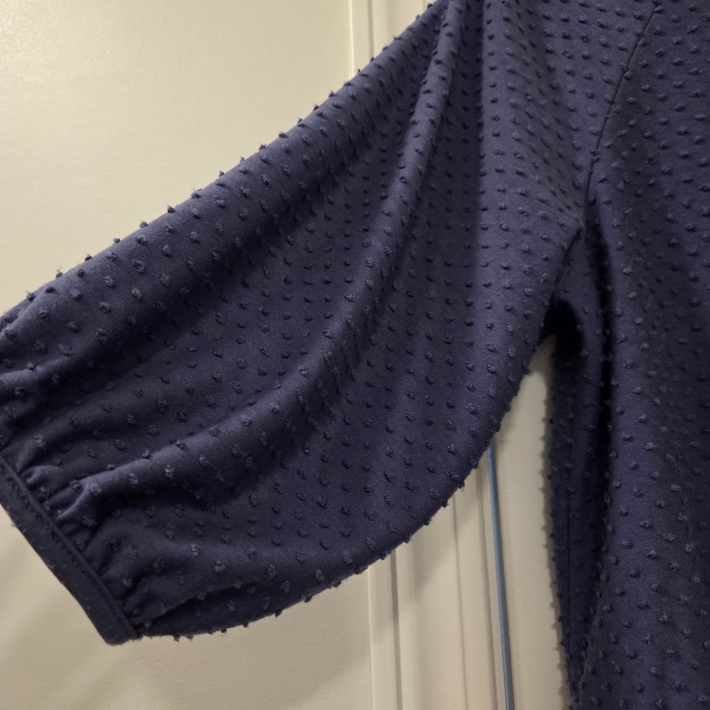 W5 Women's‎ Blue Textured Button-Up Top - Picture 5 of 8